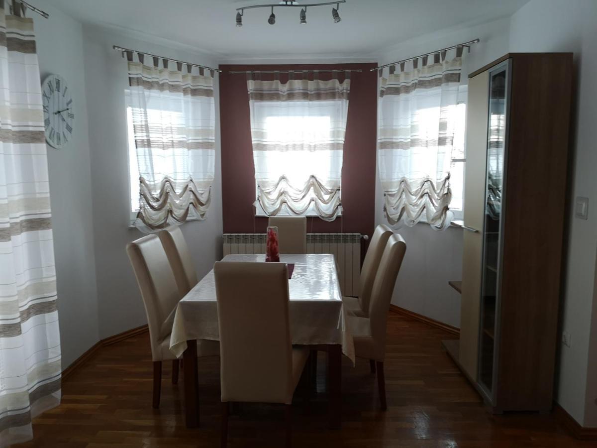 Apartment Igor - Holiday Home Ostarije Bagian luar foto